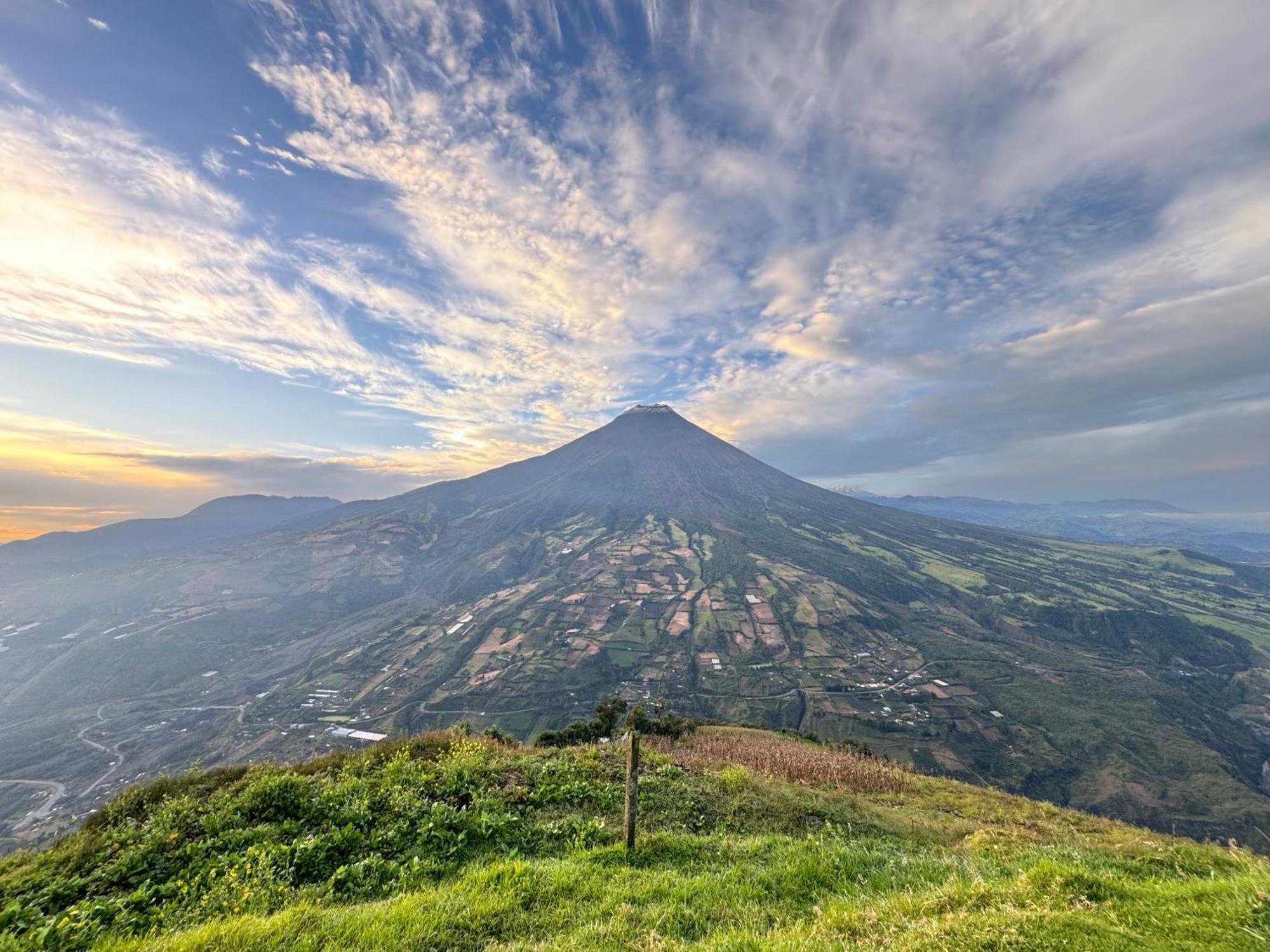 Mountain Chalet - Tungurahua Hot Springs/Aguas Termales Banos  Ngoại thất bức ảnh